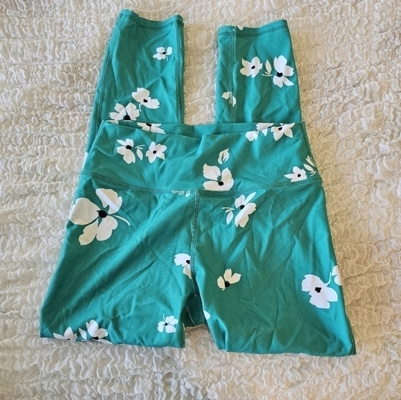 Fabletics Lisette 7/8 High Waisted Capri Teal small - Picture 7 of 9